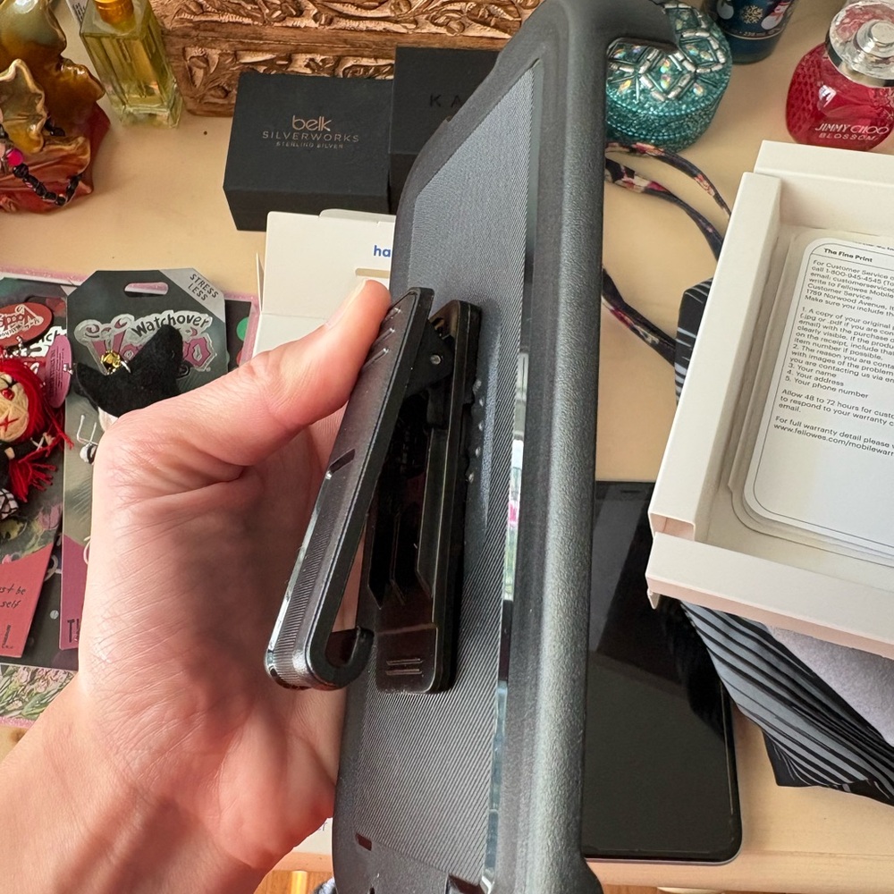 iPhone 16 Belt Clip
